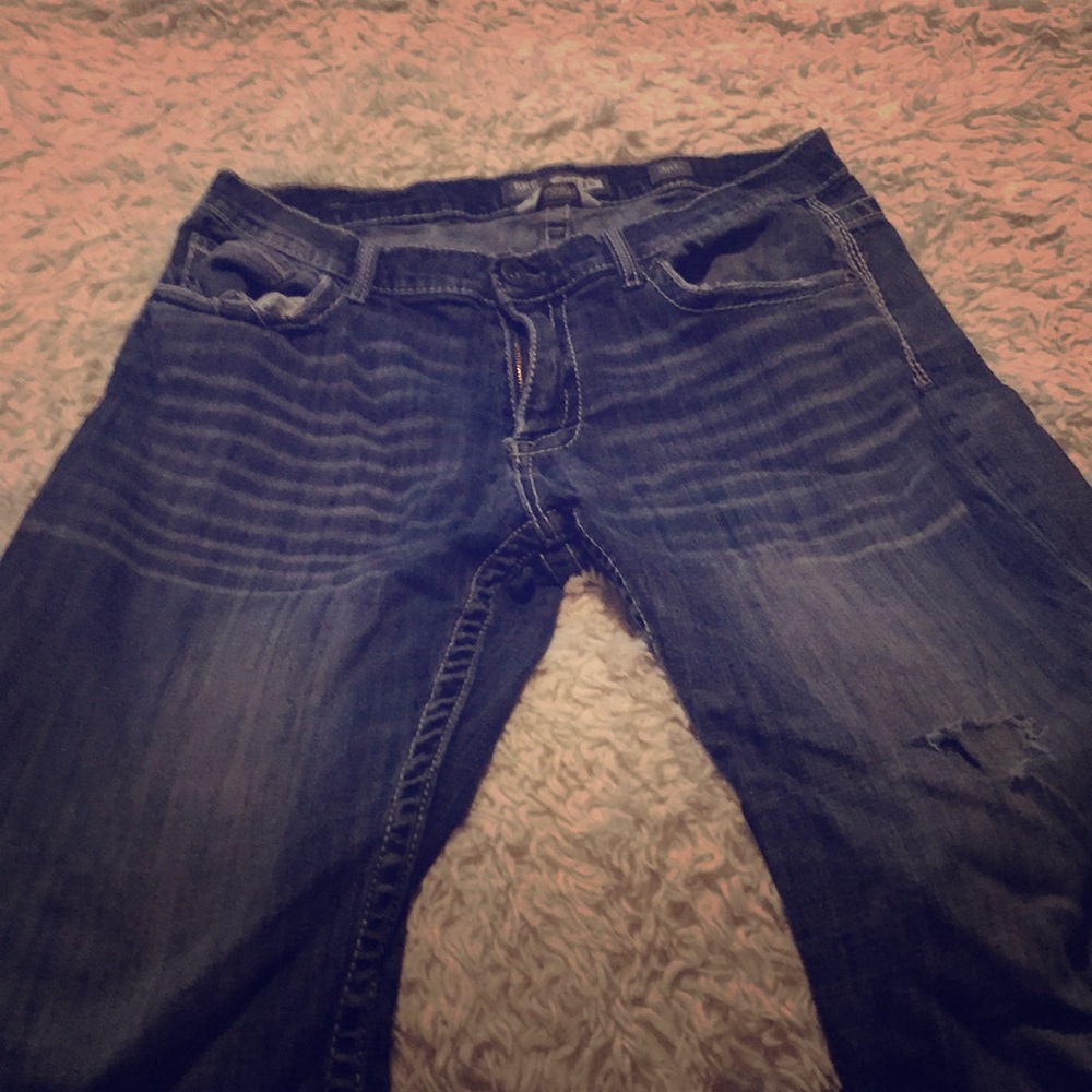 Jeans BKE 36 L. Torn in three spots.